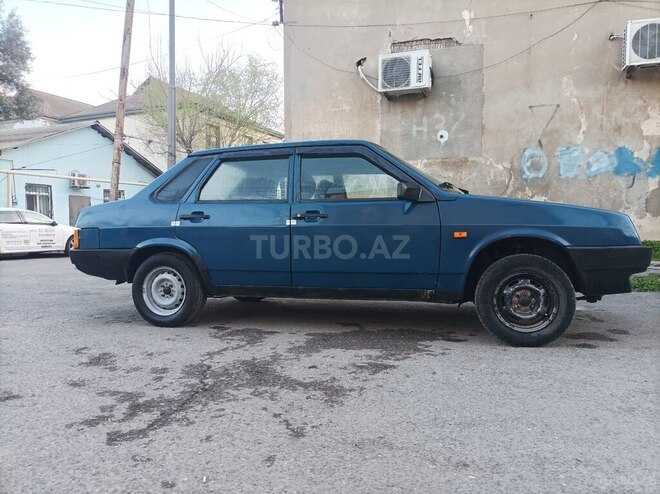 LADA (VAZ) 21099-9