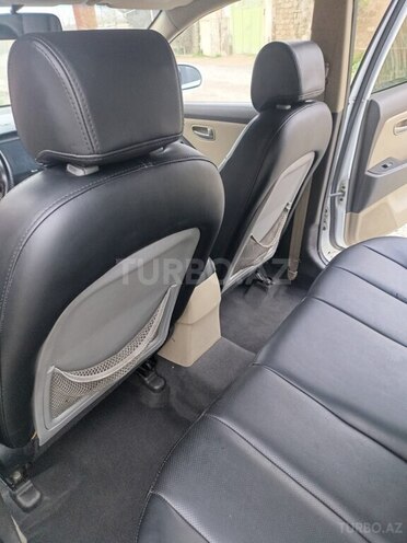 Hyundai Elantra-11