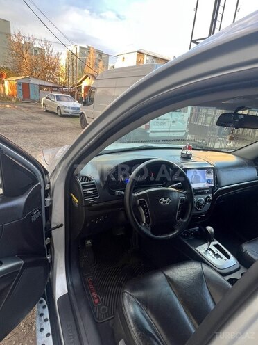 Hyundai Santa Fe-10