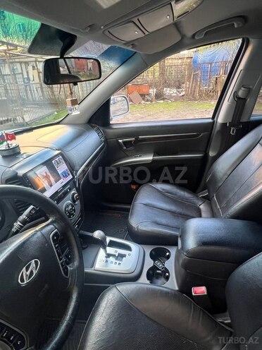 Hyundai Santa Fe-9