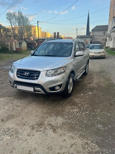 Hyundai Santa Fe-1
