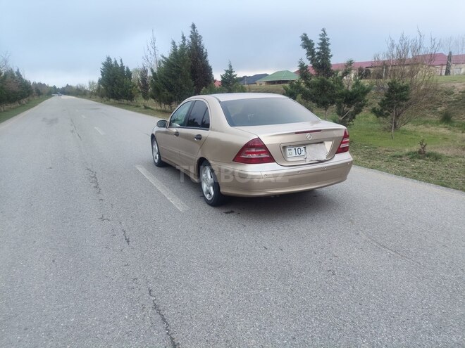 Mercedes C 230 2005, 242,316 km - 2.0 l - Bakı