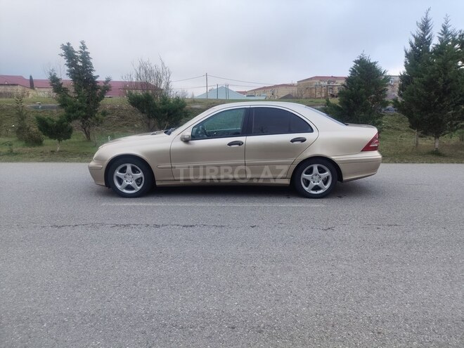 Mercedes C 230 2005, 242,316 km - 2.0 l - Bakı