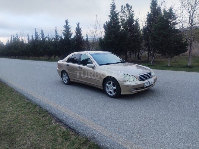 Mercedes C 230 2005, 242,316 km - 2.0 l - Bakı