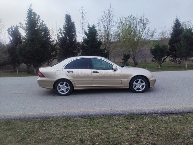 Mercedes C 230 2005, 242,316 km - 2.0 l - Bakı