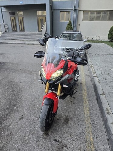 BMW F 900 XR-3