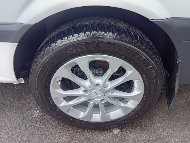Mercedes Vito 2010, 331,000 km - 2.1 l - Bakı