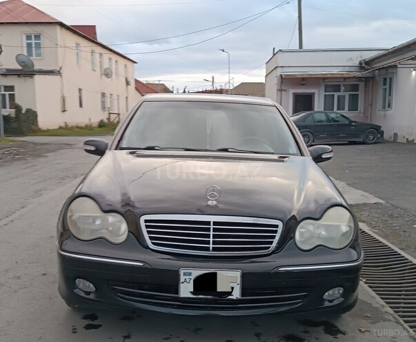 Mercedes C 240-4