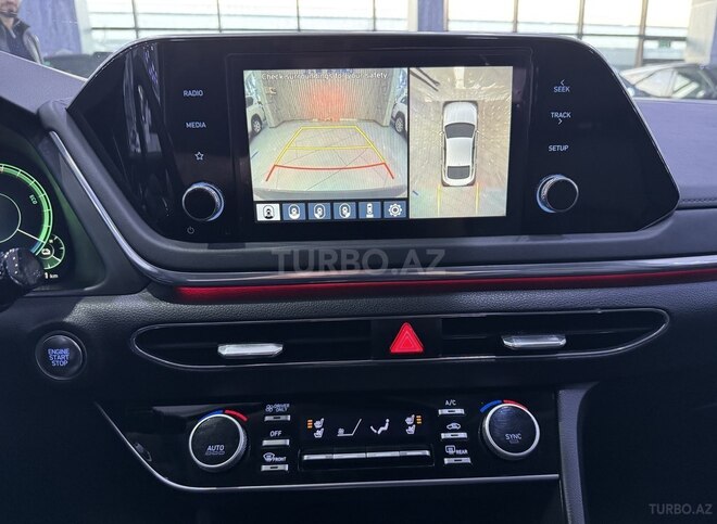 Hyundai Sonata-18