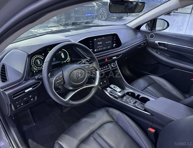 Hyundai Sonata-9
