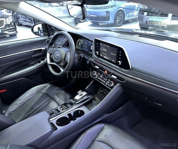 Hyundai Sonata-10