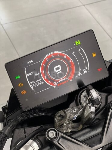 CFMOTO 650 NK-6