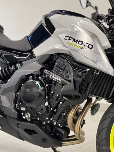 CFMOTO 650 NK-4