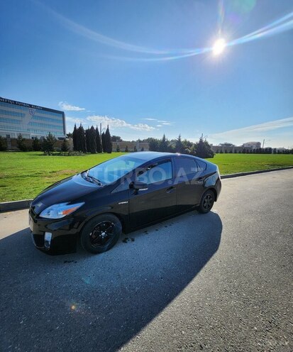 Toyota Prius-2