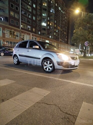 Kia Rio-5