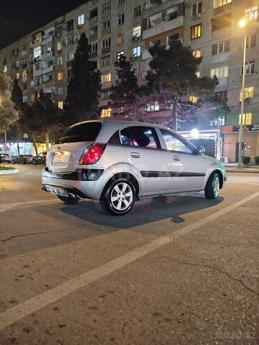 Kia Rio-6