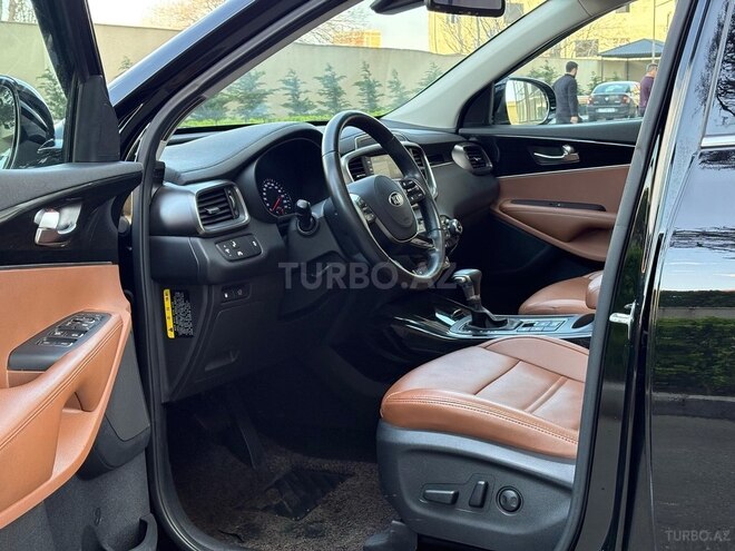 Kia Sorento-11