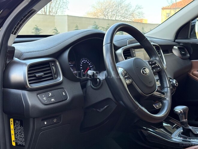 Kia Sorento-17