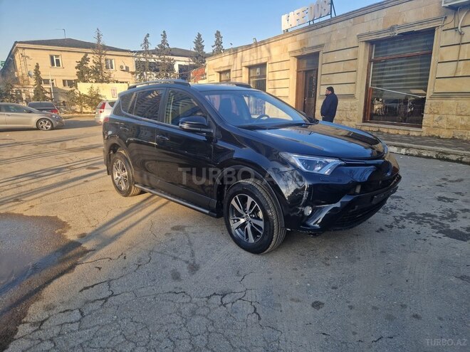 Toyota RAV4-4