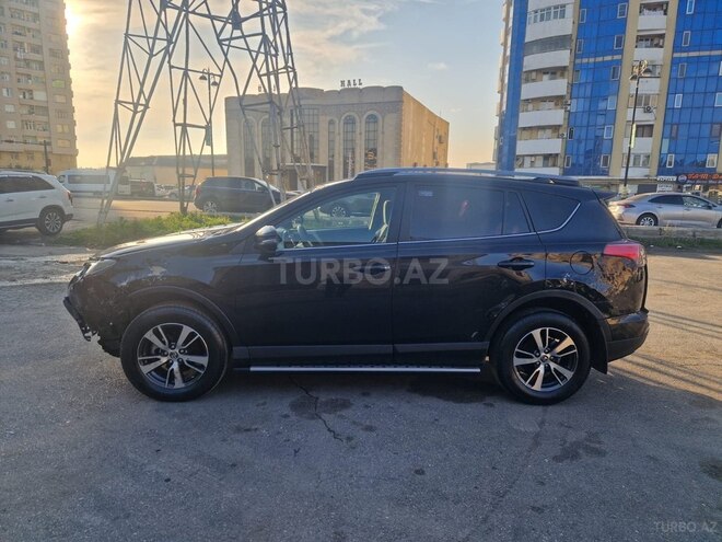 Toyota RAV4-2