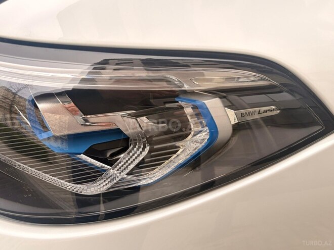 BMW X7-13