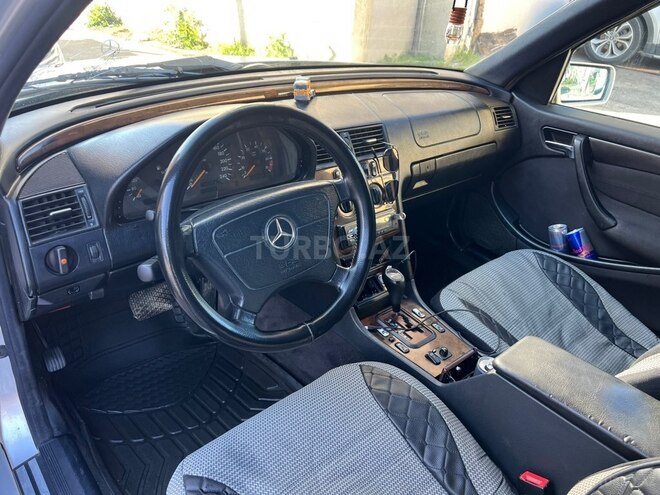 Mercedes C 180-9