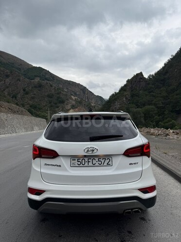 Hyundai Santa Fe-5