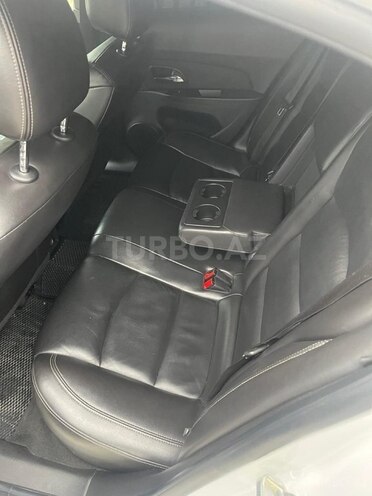 Chevrolet Cruze-7