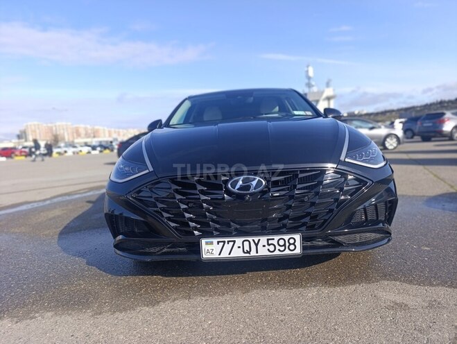 Hyundai Sonata-1