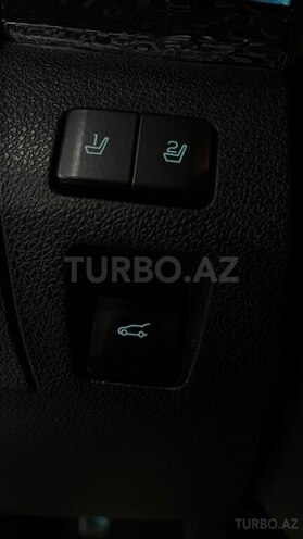 Ford Edge-10