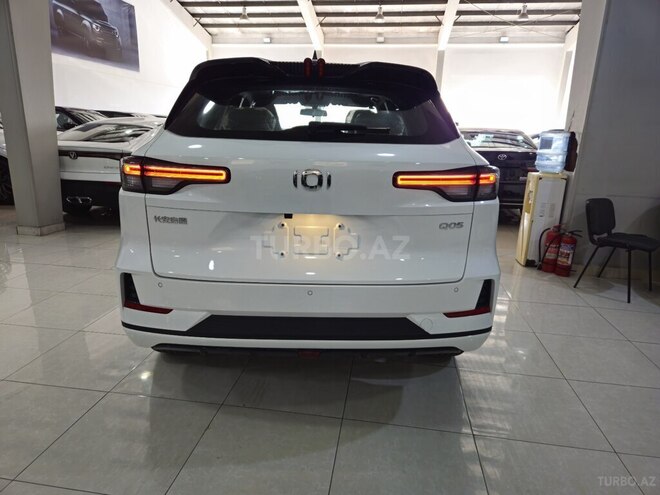 Changan Qiyuan Q05-6