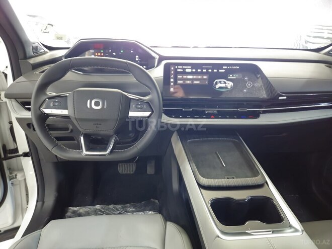 Changan Qiyuan Q05-17