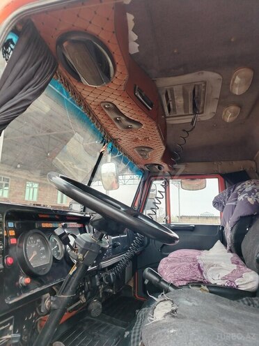 KamAz 65115 2007, 350,000 km - 11.0 l - Saatlı