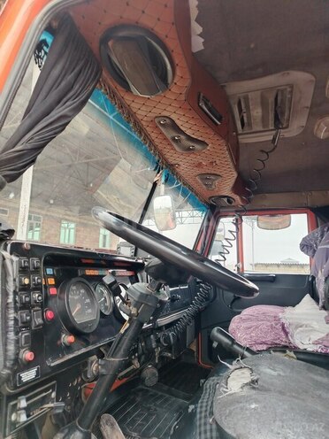 KamAz 65115 2007, 350,000 km - 11.0 l - Saatlı