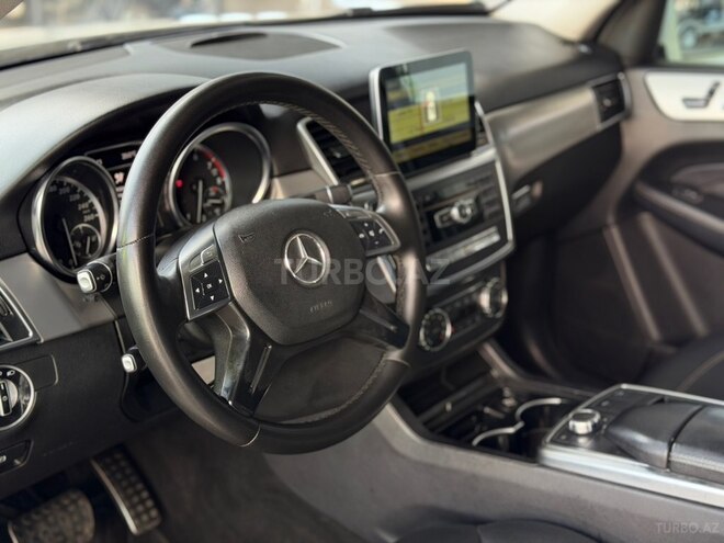 Mercedes ML 300 4MATIC-9