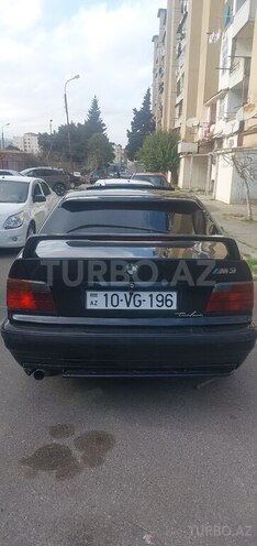 BMW 318-3