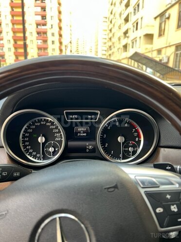Mercedes GL 500 4MATIC 2013, 215,010 km - 4.7 l - Bakı