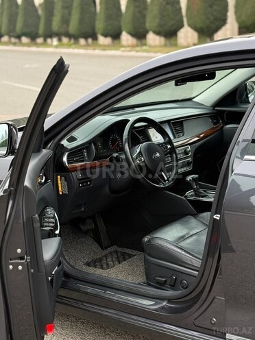 Kia K7-12