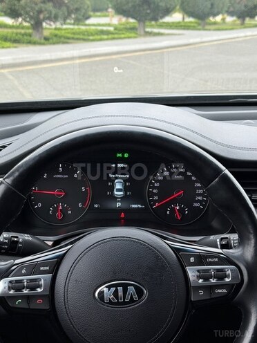 Kia K7-17