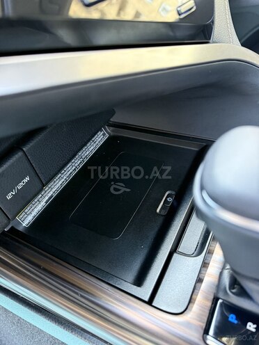 Toyota Camry-10