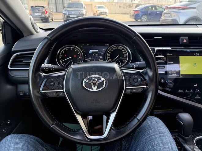 Toyota Camry-3