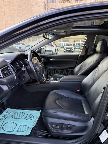 Toyota Camry-7