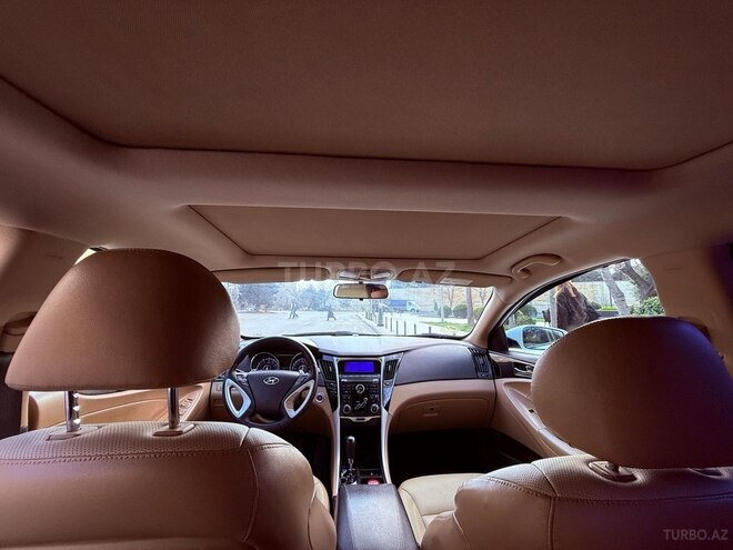 Hyundai Sonata-10