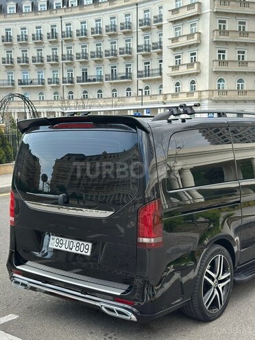 Mercedes V 250-4