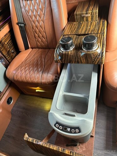Mercedes V 250-16