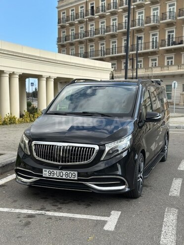 Mercedes V 250-10