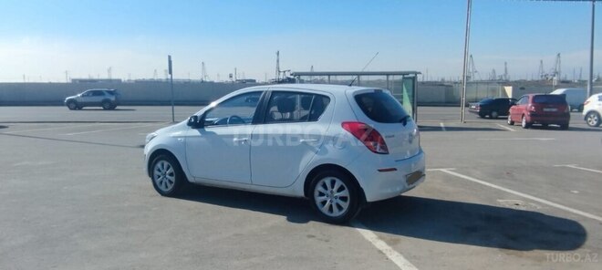 Hyundai i20-7