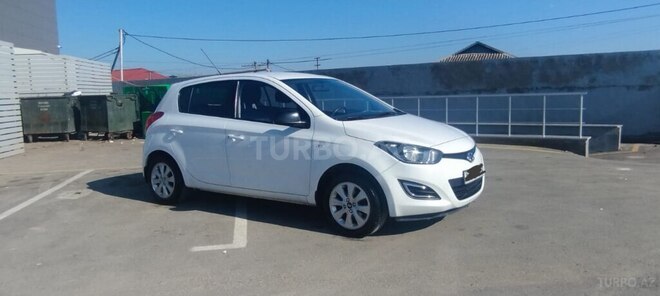 Hyundai i20-6