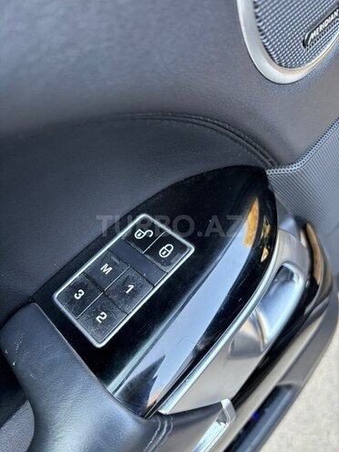 Land Rover Range Rover-26