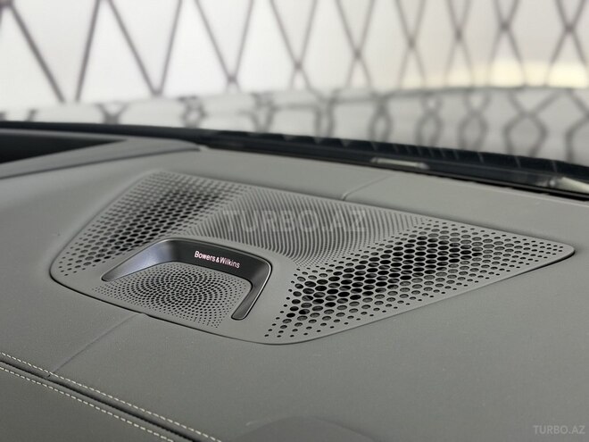 BMW X7-17